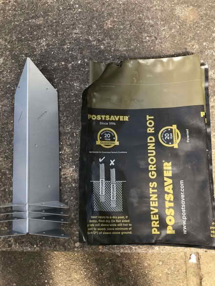 Photo of free Fence Bits (Minster Lovell OX29) #1