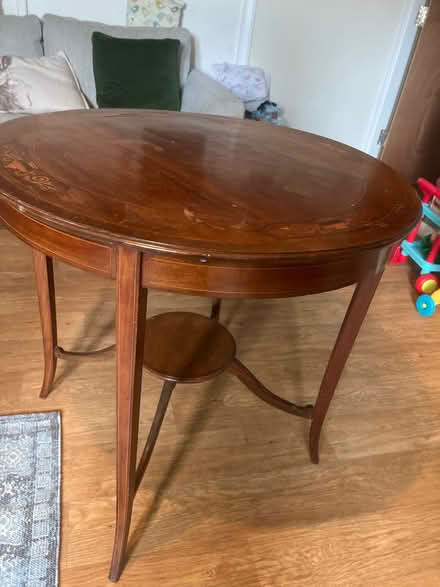 Photo of free Round Table (Corsham SN13) #3