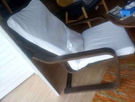 Photo of free "poing" style easy chair (Haywards Heath RH16) #1
