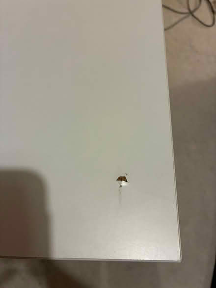 Photo of free White Office Desk (Watford Junction, WD17) #4