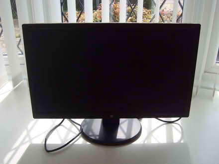 Photo of free hp 24 inch computer screen (Durrington BN13) #1