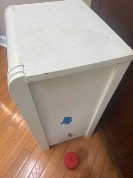 Photo of free 1930’s end table (Hillsmere) #3