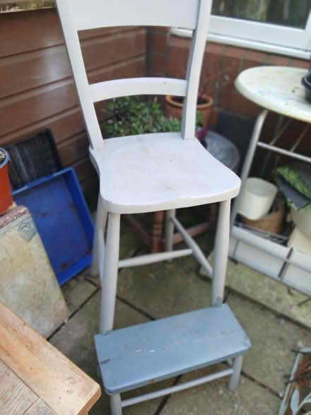 Photo of free dog crate,2ft x2ft6 (Gosport PO13 holbrook) #1