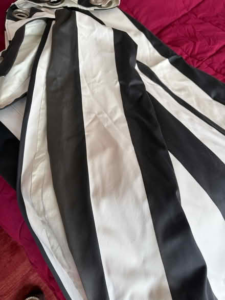 Photo of free 4 x Quality striped curtains (Bedford, Goldington Road) #4