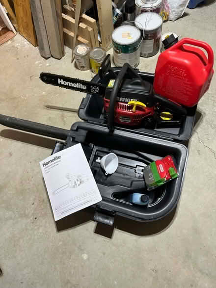 Photo of free Homelite Gas Chainsaw 33cc 16in (Jeanne d’Arc Blvd-Bilberry dr) #1