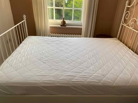 Photo of free Double mattress, comfortable, with quilted washable mattress (St Albans AL3) #3