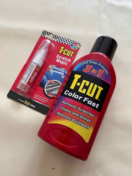 Photo of free T Cut for a red car (Hythe, Kent) #1