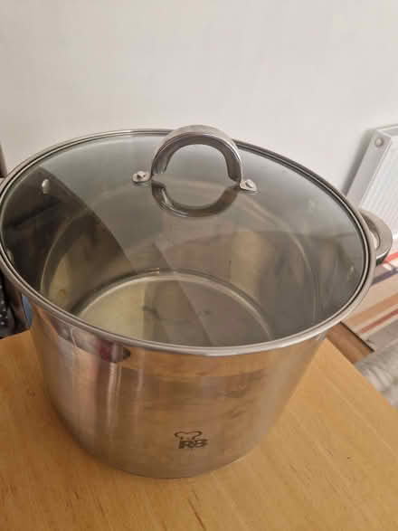 Photo of free Big pot (Drum Brae EH4) #2