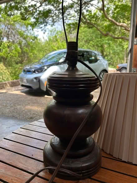 Photo of free pressure cooker & lamp (Denbigh near Lucas Crk bridge) #3