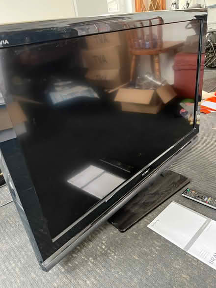 Photo of free Sony Bravia television (Bruisyard IP13) #1