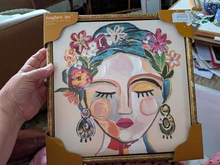 Photo of free Frida painting from Ross (Everett) #1