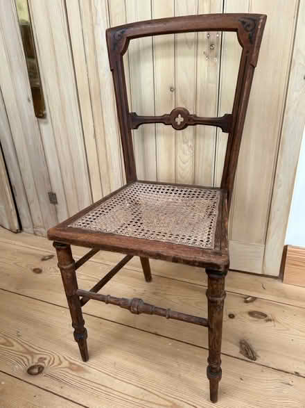 Photo of free Pretty antique bedroom chair (Florence Park OX4) #1
