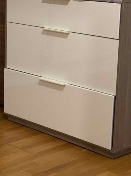 Photo of chest drawer (Beanhill MK6 4NE) #1