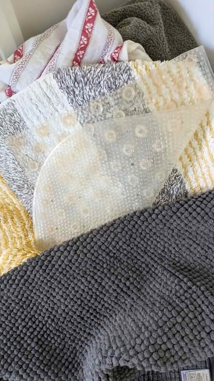 Photo of free Shower mat (Upper Weston BA1) #1