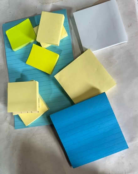 Photo of free Many assorted Post-it pads (Mill Valley) #1