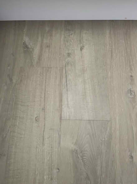 Photo of free Laminate flooring (Chesterfield S40) #3