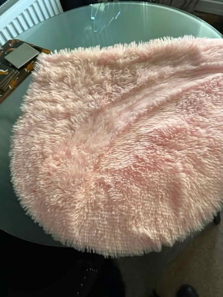 Photo of free Pink rug (Heartsease Norwich NR7) #1