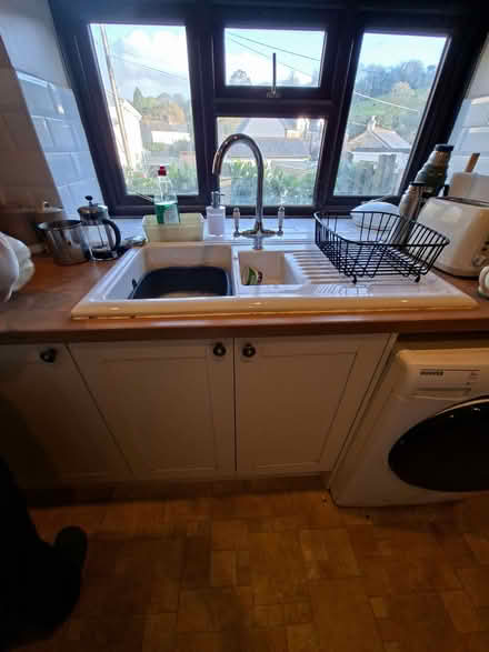 Photo of free Howdens Kitchen Unitsn (Tregrehan Mills PL25) #2