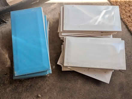 Photo of free Tiles (Stewartby MK43) #1