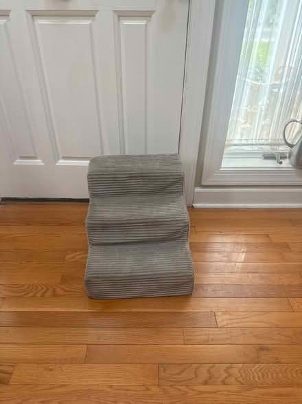 Photo of free Dog stairs (Hillsmere) #1