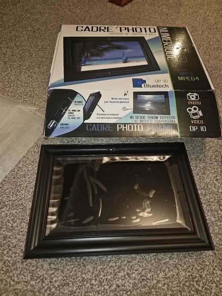 Photo of free Digital Photo Frame (Maidenhead SL6) #1