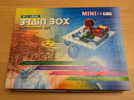 Photo of free BrainBox Electrical Circuit Kit (Fleetville AL1) #1