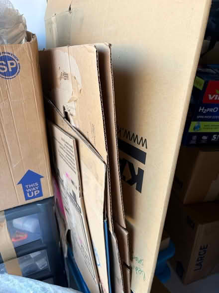 Photo of free Boxes and bubble wrap (G75 9PJ) #1