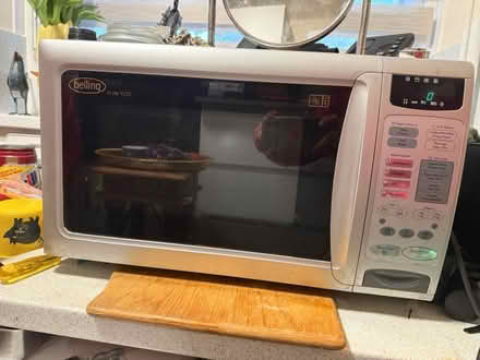 Photo of free 850W Belling microwave (NG12 Cropwell Bishop) #1