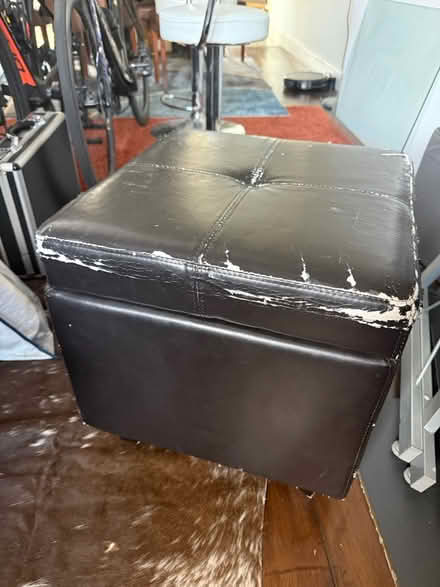 Photo of free Ottoman (Kingston KT1) #1