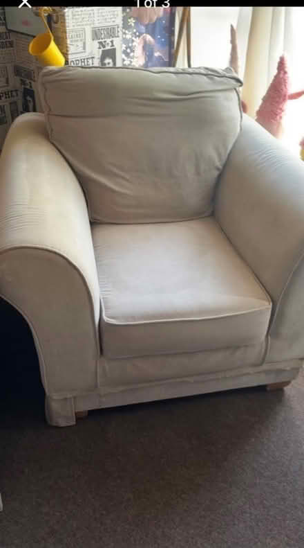 Photo of free Two large chairs. (Etruria ST5) #3