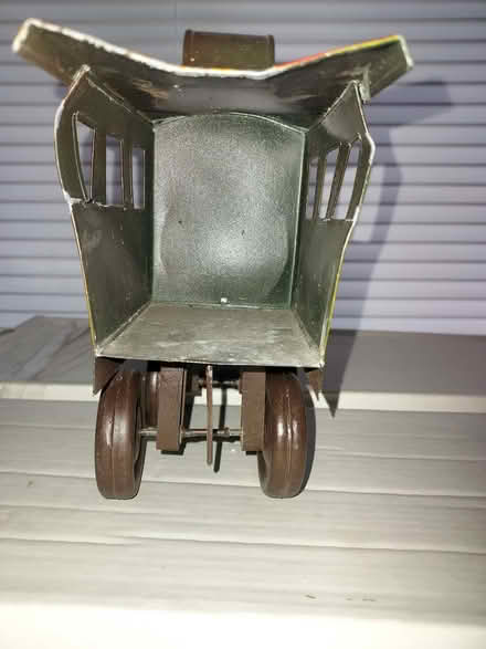 Photo of free tin train & caboose (little ferry) #3