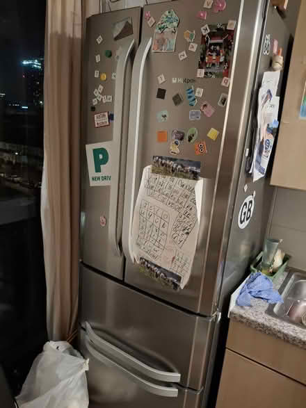 Photo of Hotpoint spares - F/F FFU4DX (CR0) #1