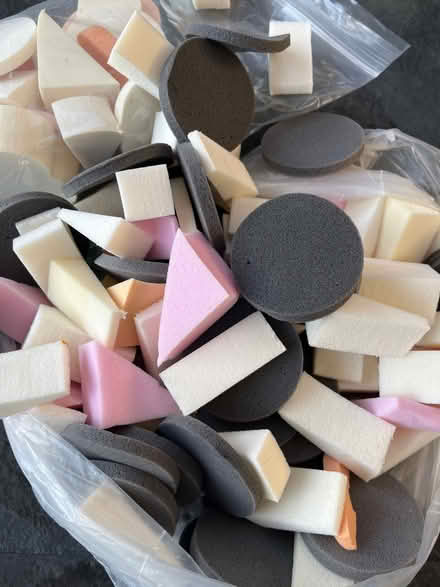 Photo of free Tiny sponges (Bexhill on sea TN39) #1