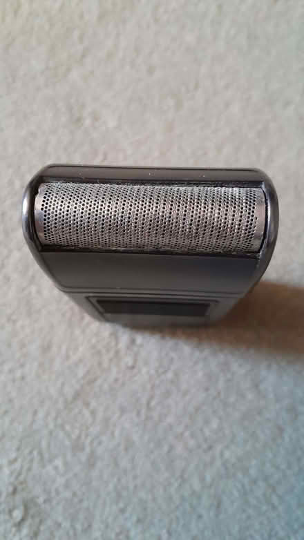 Photo of free Boots 'Reflex' men's electric shaver (Loughton IG10) #2