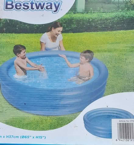 Photo of free Paddling pool (Hinxworth) #1