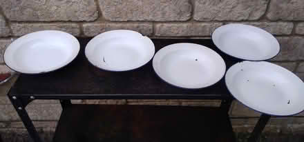 Photo of free 5 tin plates (Tetbury. GL88YT) #2