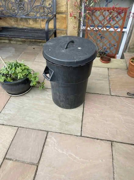 Photo of free Outdoor plastic dustbin with lid (Ilkley LS29) #1