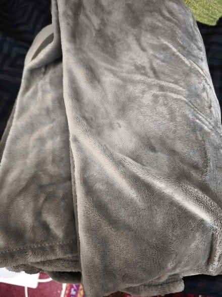 Photo of free King-size fleece blanket (Church RG2) #1