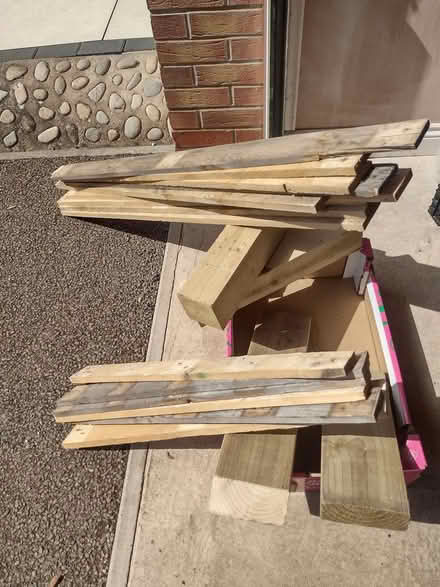 Photo of free Wood off cuts (Warwick CV34 6) #2