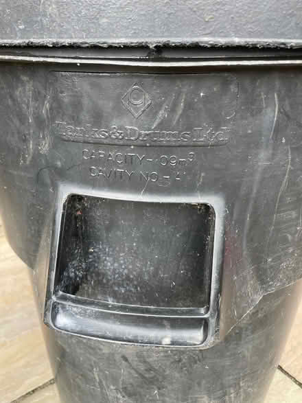 Photo of free Outdoor plastic dustbin with lid (Ilkley LS29) #2