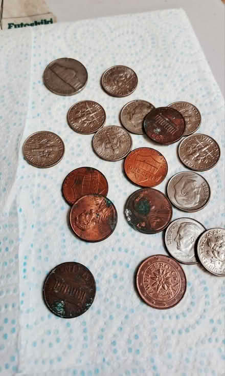 Photo of free US coins , small denomination RG26 (Bramley, Hants RG26) #1