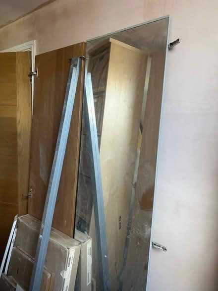 Photo of free Wardrobe with full mirrored Door (Upper Wolvercote OX2) #2