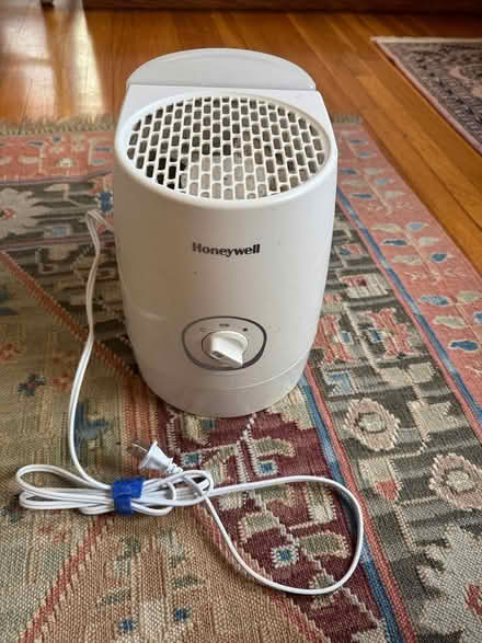 Photo of free Honeywell Evaporative Humidifier (White Pond area) #1