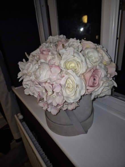 Photo of free Medium Hat box of fake flowers (RG2 Shinfield) #1