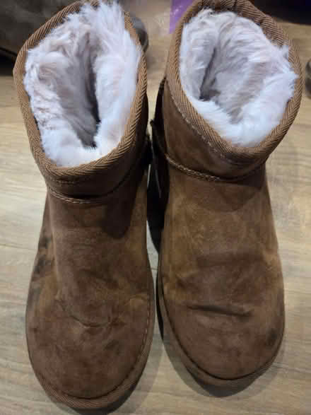 Photo of free Size 5 Ladies Primark Boots (Reading RG30) #1