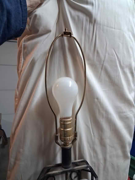 Photo of free Beautiful lamp no shade (tramway/4 hills road) #1