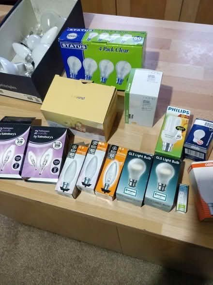 Photo of free Various light bulbs (Broomhill, G11) #1