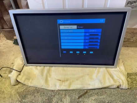 Photo of free 42” Panasonic plasma display screen (Selsey PO20) #1
