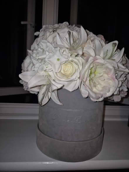 Photo of free Medium Hat box of fake flowers (RG2 Shinfield) #3