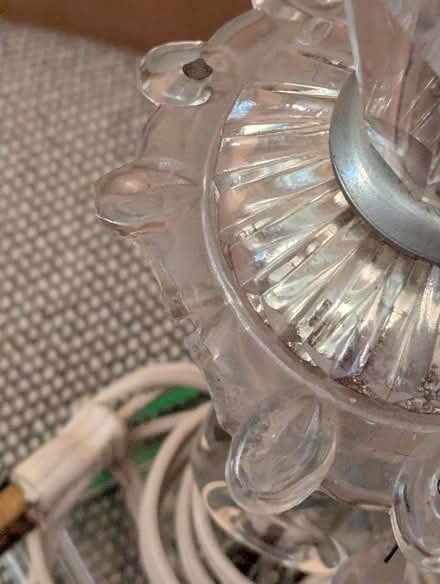 Photo of free 2 vintage crystal lamps (leslieville) #2